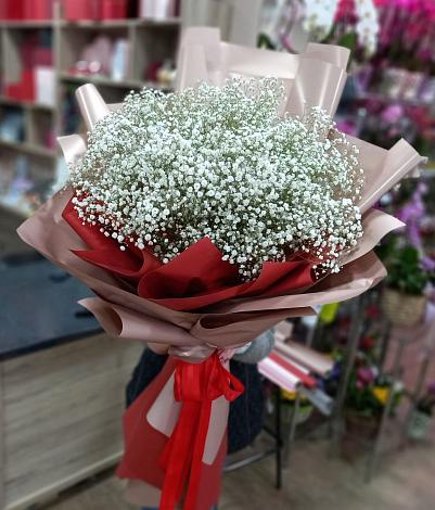 Букет цветов из: Гипсофила в Новогорном
