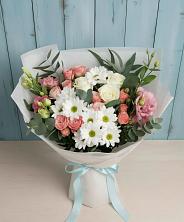 Букет цветов из:  Розы, Лизиантусы и Хризантемы в Новогорном