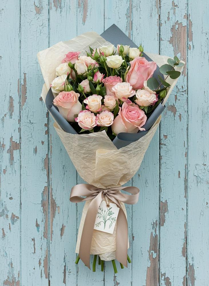 Букет цветов из: Розы в Новогорном