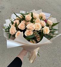 Букет Кремовые розы Латте в Новогорном