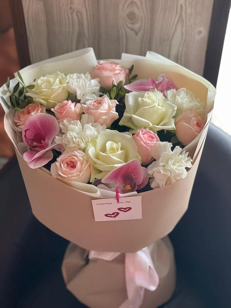 Букет цветов из: Орхидеи, Розы и Гвоздики в Новогорном