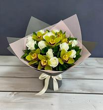 Букет цветов из:  Орхидеи и Розы в Новогорном