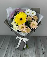 Букет цветов из:  Розы, Герберы и Хризантемы в Новогорном
