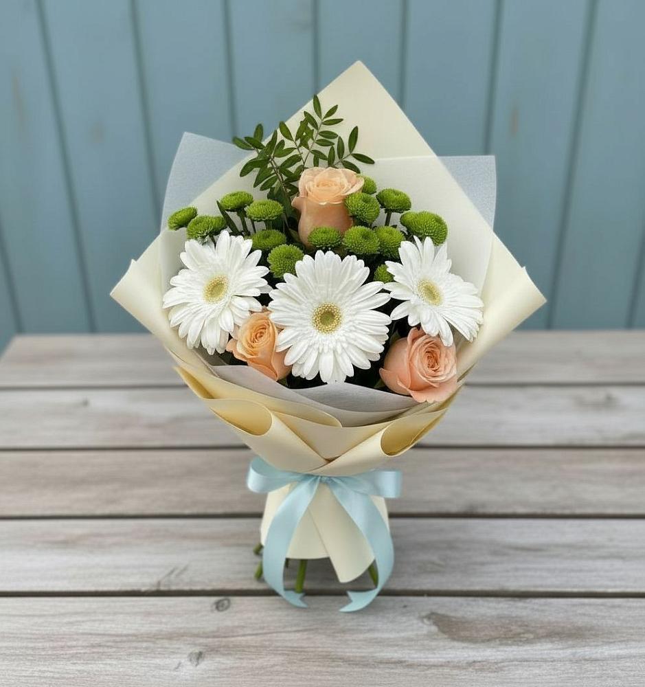 Букет цветов из: Герберы, Розы и Хризантемы в Новогорном