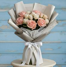 Букет цветов из:  Розы #REPLACE_PRED# Новогорном