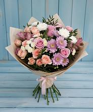 Букет цветов из:  Хризантемы, Розы и Альстромерии в Новогорном