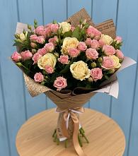Букет цветов из:  Розы в Новогорном