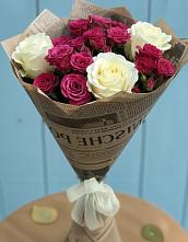 Букет цветов из:  Розы #REPLACE_PRED# Новогорном