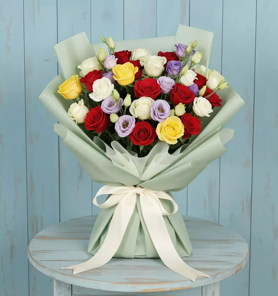 Букет цветов из: Розы в Новогорном